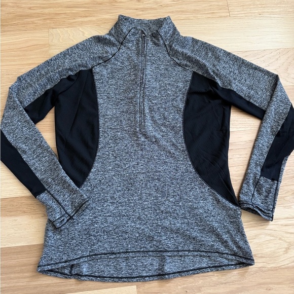 Athleta Running Wild Half Zip Pullover Activewear Sweater Women's Size L - Picture 2 of 10